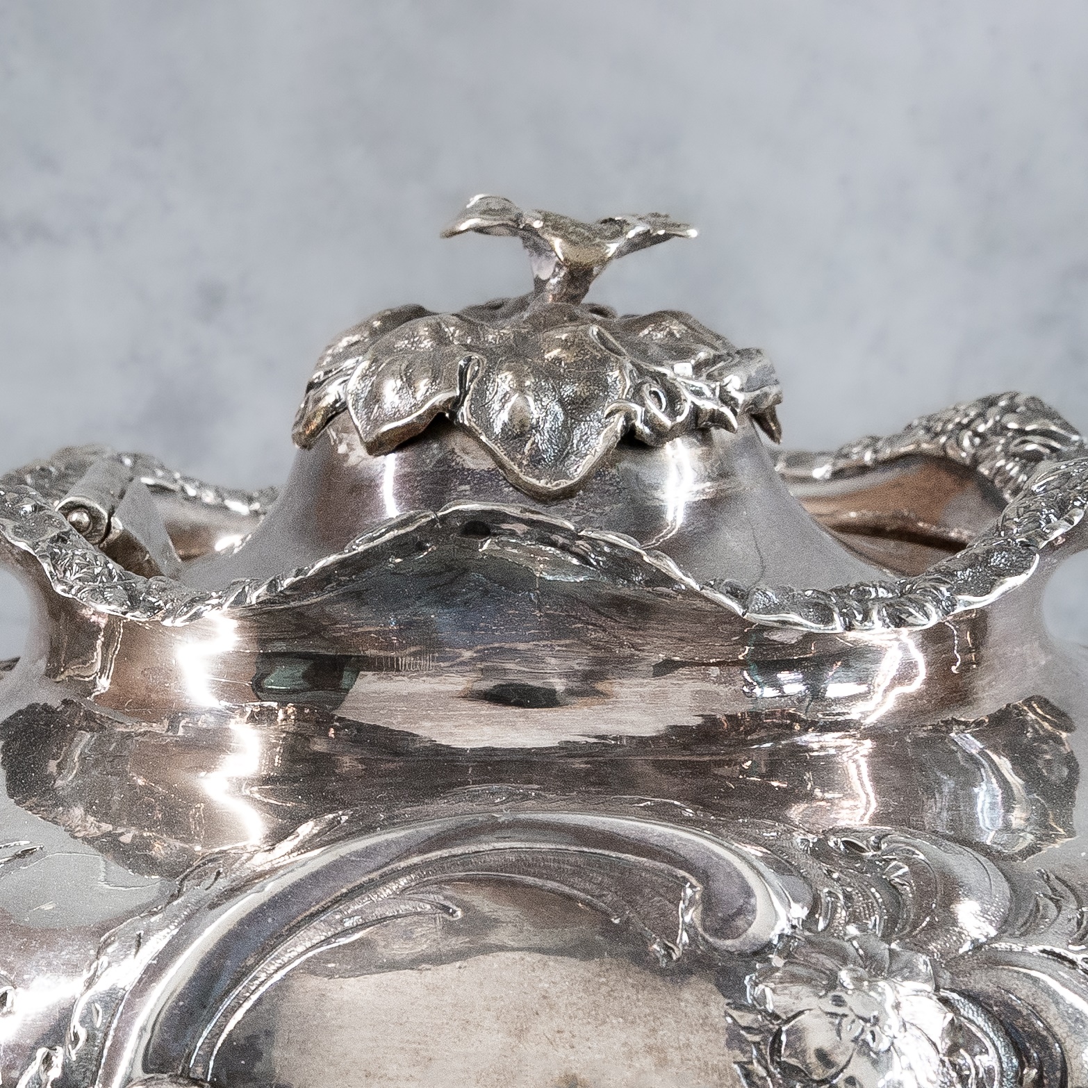 LifeStyle: Silver & Luxury Accessories