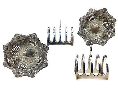 Lot 506 - A PAIR OF SILVER FIVE BAR TOAST RACKS