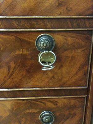 Lot 1318 - A SHOTGUN CABINET IN THE FORM OF A  MAHOGANY WELLINGTON CHEST