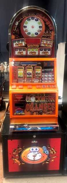 Lot 35 - A CASINO MODEL, DOME TOPPED 'CLOCKWORK ORANGES' £35 JACKPOT FRUIT MACHINE