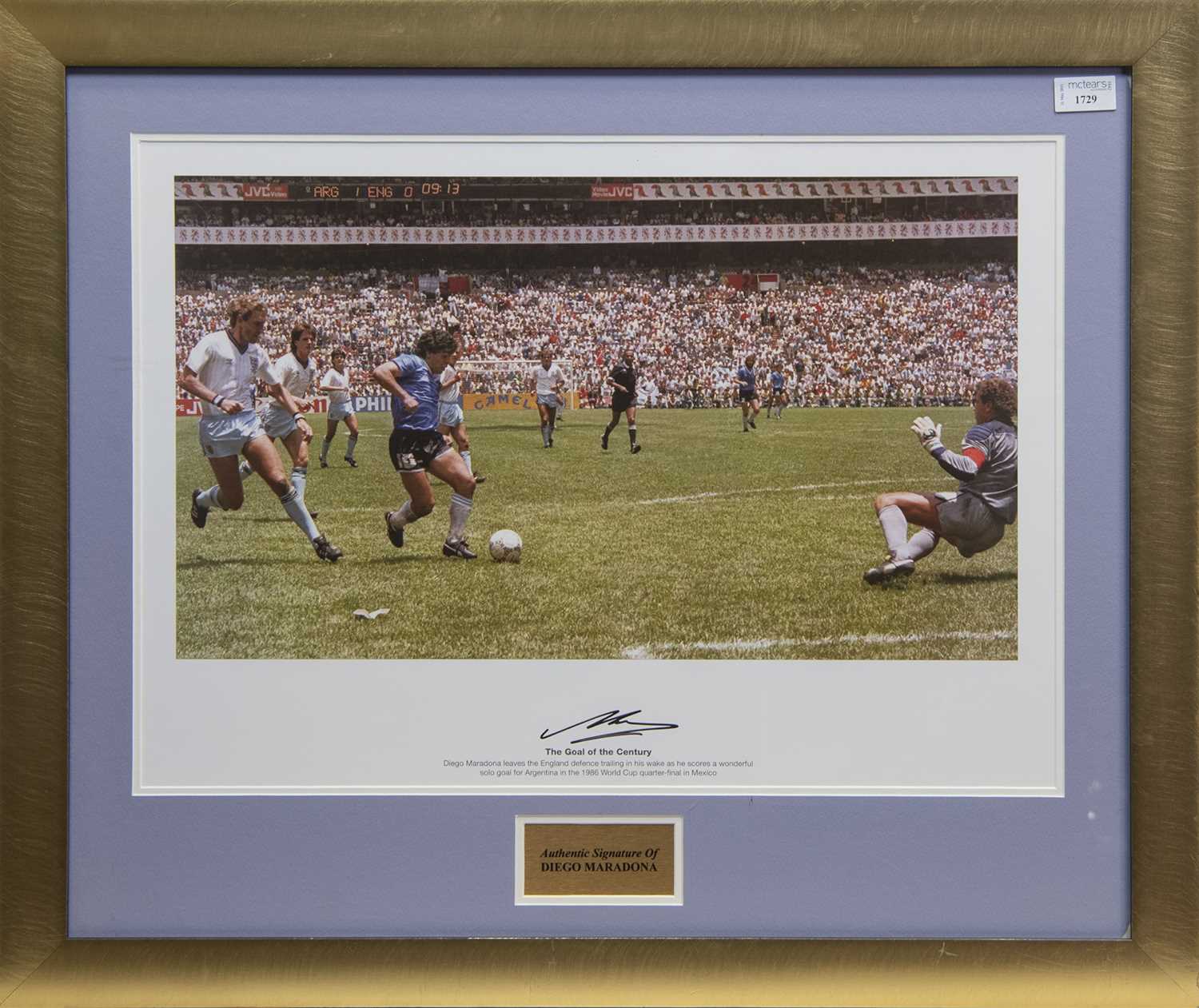 Lot 1729 - A DIEGO MARADONA ARGENTINA INTERNATIONAL 'THE GOAL OF THE CENTURY' AUTOGRAPH DISPLAY