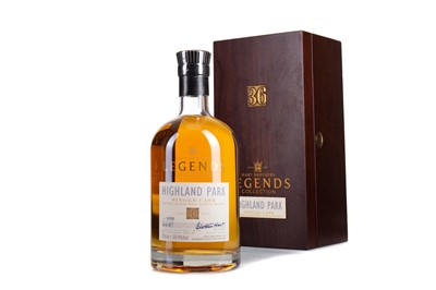 Lot 121 - HIGHLAND PARK 1977 36 YEAR OLD HART BROTHERS LEGENDS
