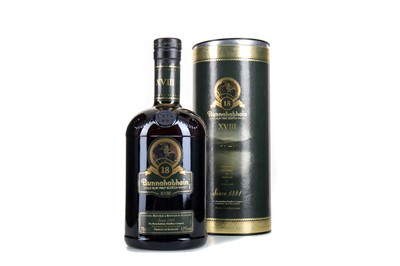 Lot 200 - BUNNAHABHAIN 18 YEAR OLD
