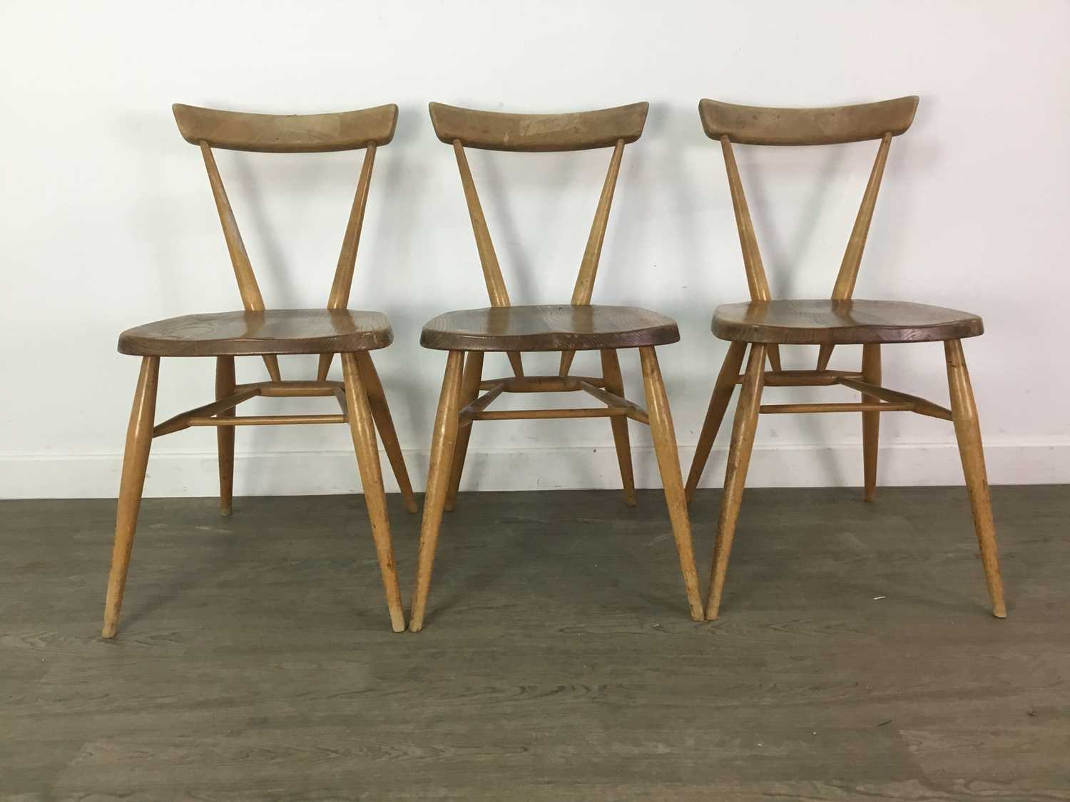 Lot 330 - LUCIAN ERCOLANI (ITALIAN, 1888-1976) FOR ERCOL, SET OF FIVE BEECH WINDSOR STACKING CHAIRS