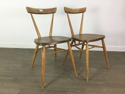 Lot 330 - LUCIAN ERCOLANI (ITALIAN, 1888-1976) FOR ERCOL, SET OF FIVE BEECH WINDSOR STACKING CHAIRS