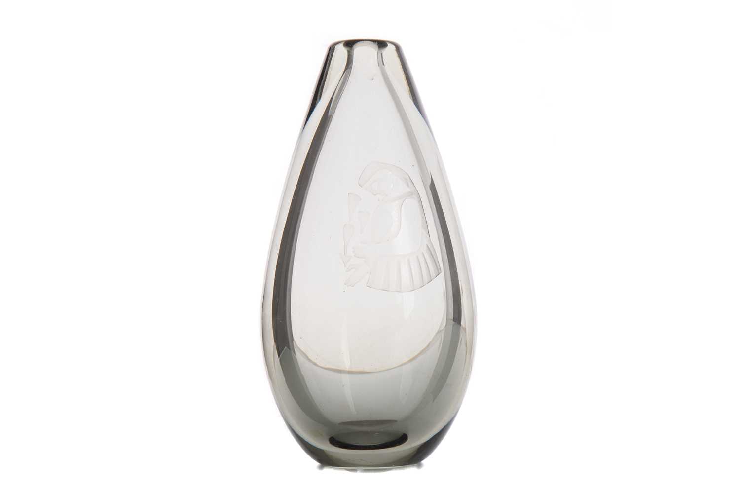 Lot 448 - LARS FLETRE (NORWEGIAN, 1904-1977) FOR HADELAND, GLASS VASE