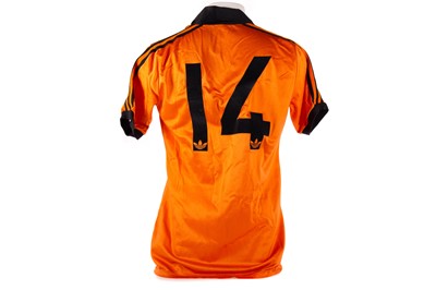 Lot 1534 - WILLIAM PETTIGREW OF DUNDEE UNITED F.C., HIS SCOTTISH CUP FINAL MATCHWORN SHIRT