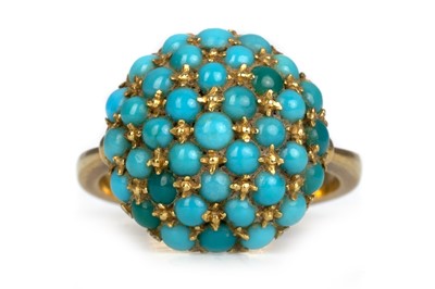 Lot 422 - TURQUOISE BOMBE RING