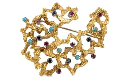 Lot 432 - CONTEMPORARY GEM SET BROOCH