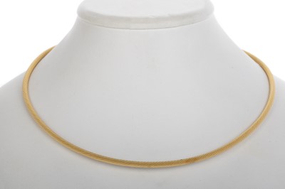 Lot 506 - GOLD COLLAR NECKLACE