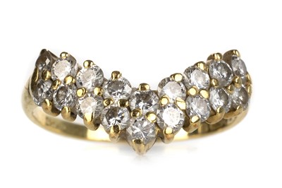 Lot 531 - DIAMOND WISHBONE RING