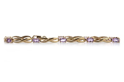 Lot 565 - AMETHYST BRACELET