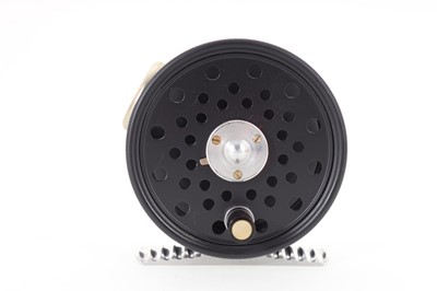 Lot 1 - HARDY OF ALNWICK 'THE ST GEORGE JNR (RHW)' FLY FISHING REEL