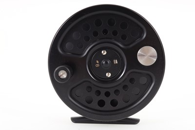 Lot 10 - HARDY OF ALNWICK 'SOVEREIGN 2000' FLY FISHING REEL