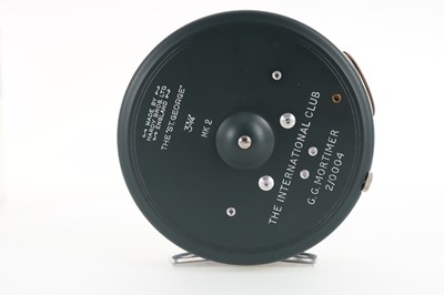 Lot 27 - HARDY OF ALNWICK 'ST. GEORGE MK 2' INTERNATIONAL CLUB FLY FISHING REEL