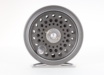 Lot 50 - HARDY OF ALNWICK 'THE JLH' FLY FISHING REEL