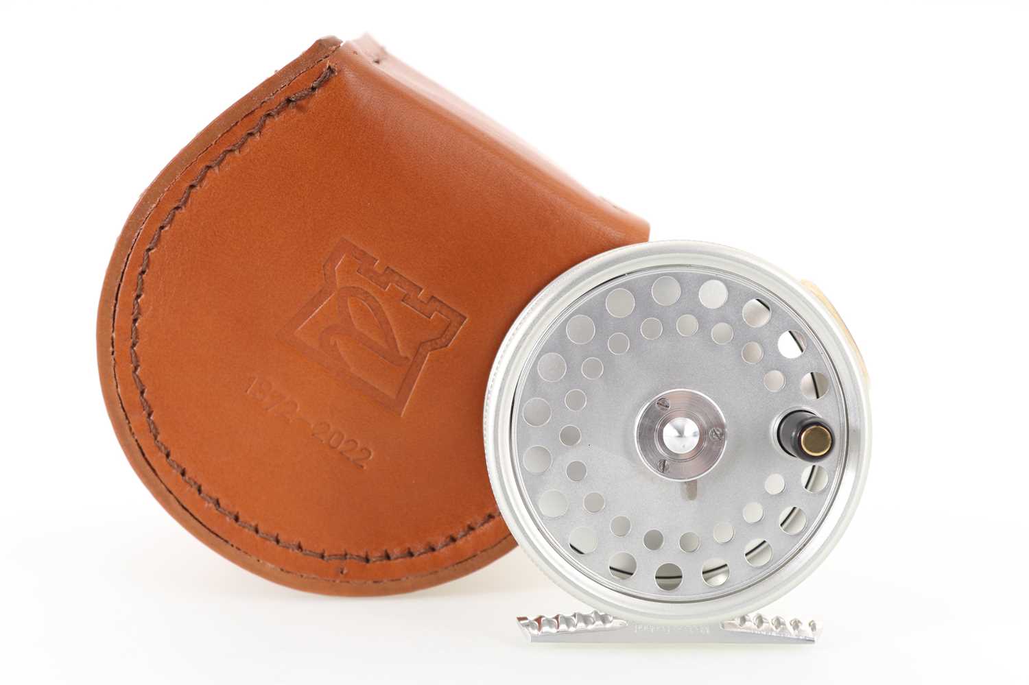 Lot 79 - HARDY OF ALNWICK 'THE ST. GEORGE LHW' 150TH ANNIVERSARY LIMITED EDITION FLY FISHING REEL