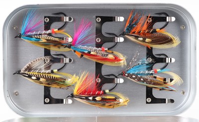 Lot 91 - HARDY OF ALNWICK 'KEN MIDDLEMIST' COMMEMORATIVE SALMON FLY DOZEN SET