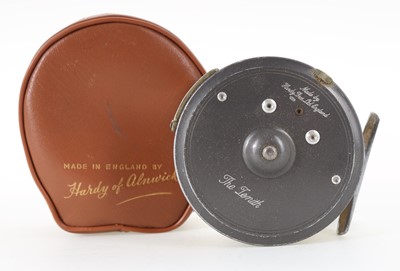 Lot 105 - VINTAGE HARDY OF ALNWICK 'THE ZENITH' FLY FISHING REEL