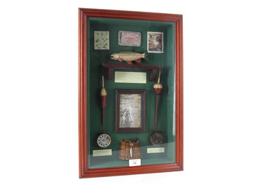 Lot 120 - REPRODUCTION FISHING DIORAMA DISPLAY
