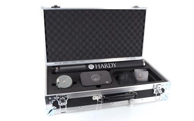 Lot 127 - HARDY OF ALNWICK COMPLETE 'SMUGGLER' TROUT FLY FISHING SET