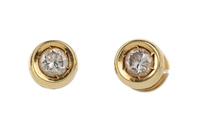 Lot 531 - PAIR OF DIAMOND STUD EARRINGS