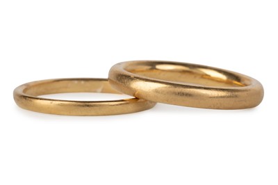 Lot 585 - TWO GOLD WEDDING BANDS