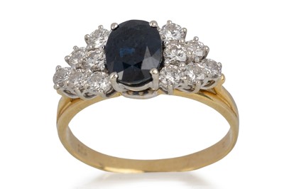 Lot 598 - SAPPHIRE AND DIAMOND RING