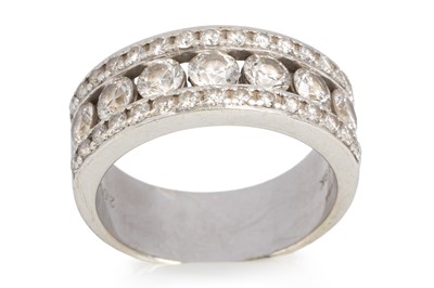 Lot 621 - DIAMOND BAND
