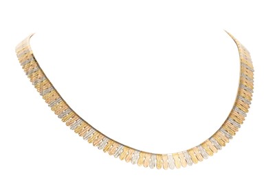 Lot 705 - SAUDI PENDANT ON CHAIN