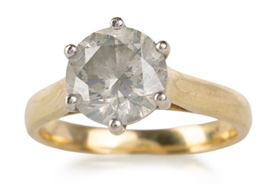 Lot 733 - DIAMOND SOLITAIRE RING