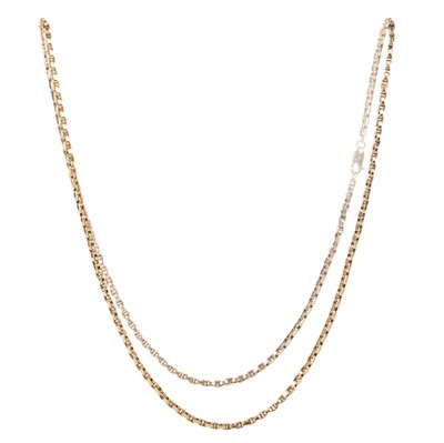 Lot 735 - GUARD CHAIN NECKLACE