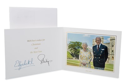 Lot 1317 - ROYAL INTEREST, QUEEN ELIZABETH II AND PRINCE PHILIP DUKE OF EDINBURGH SIGNED CHRISTMAS CARD