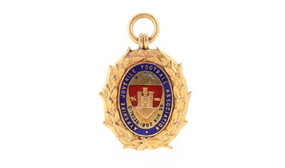 Lot 1591 - SCOTTISH FOOTBALL GOLD MEDAL