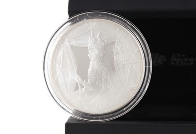 Lot 26 - ELIZABETH II ROYAL MINT COMMEMORATIVE FIVE OUNCE SILVER PROOF COIN