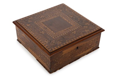 Lot 1594 - IRISH KILLARNEY WARE YEW BOX