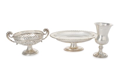 Lot 3 - EDWARD VII SILVER TWIN HANDLED BOWL