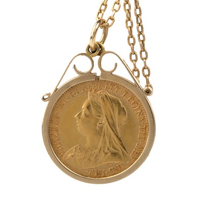 Lot 51 - VICTORIA GOLD HALF SOVEREIGN COIN PENDANT ON CHAIN