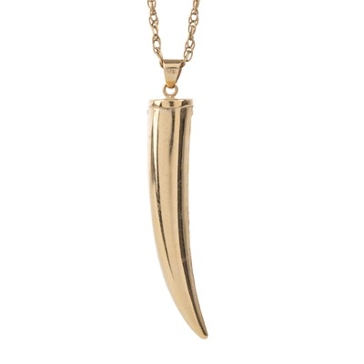 Lot 407 - GOLD HORN OF PLENTY PENDANT ON CHAIN