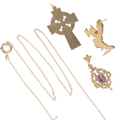 Lot 411 - AMETHYST PENDANT ON CHAIN