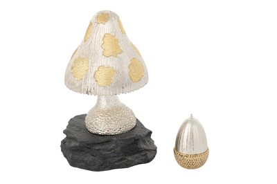 Lot 29 - ELIZABETH II SILVER AND PARCEL GILT TOADSTOOL