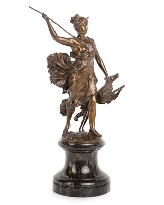 Lot 1191 - AFTER FRANZ IFFLAND (GERMAN, 1866-1935) BRONZE FIGURE OF DIANA THE HUNTRESS