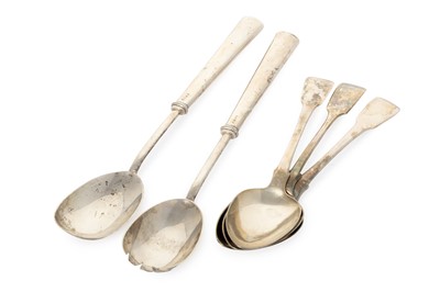 Lot 39 - PAIR OF SILVER SALAD SERVING SPOONS