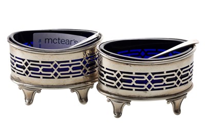 Lot 57 - PAIR OF EDWARD VII SILVER OVAL SALT CELLARS