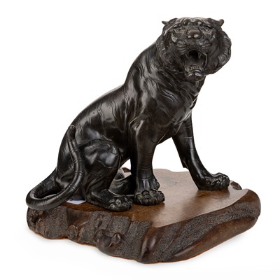 Lot 796 - JAPANESE BRONZE OKIMONO