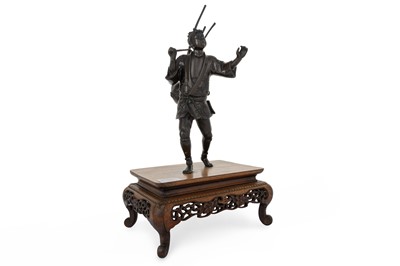 Lot 792 - JAPANESE BRONZE OKIMONO