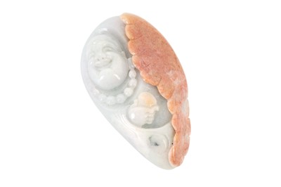 Lot 797 - CHINESE CARVED JADE PENDANT