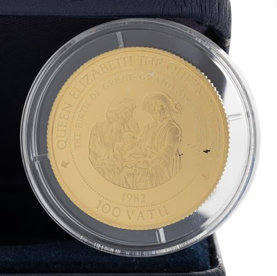 Lot 19 - ROYAL MINT LADY OF THE CENTURY GOLD PROOF 100 VATU COIN