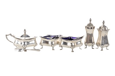 Lot 70 - GEORGE V SILVER CRUET SET