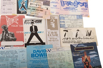 Lot 404 - DAVID BOWIE-CONCERT TICKETS & PASSES
